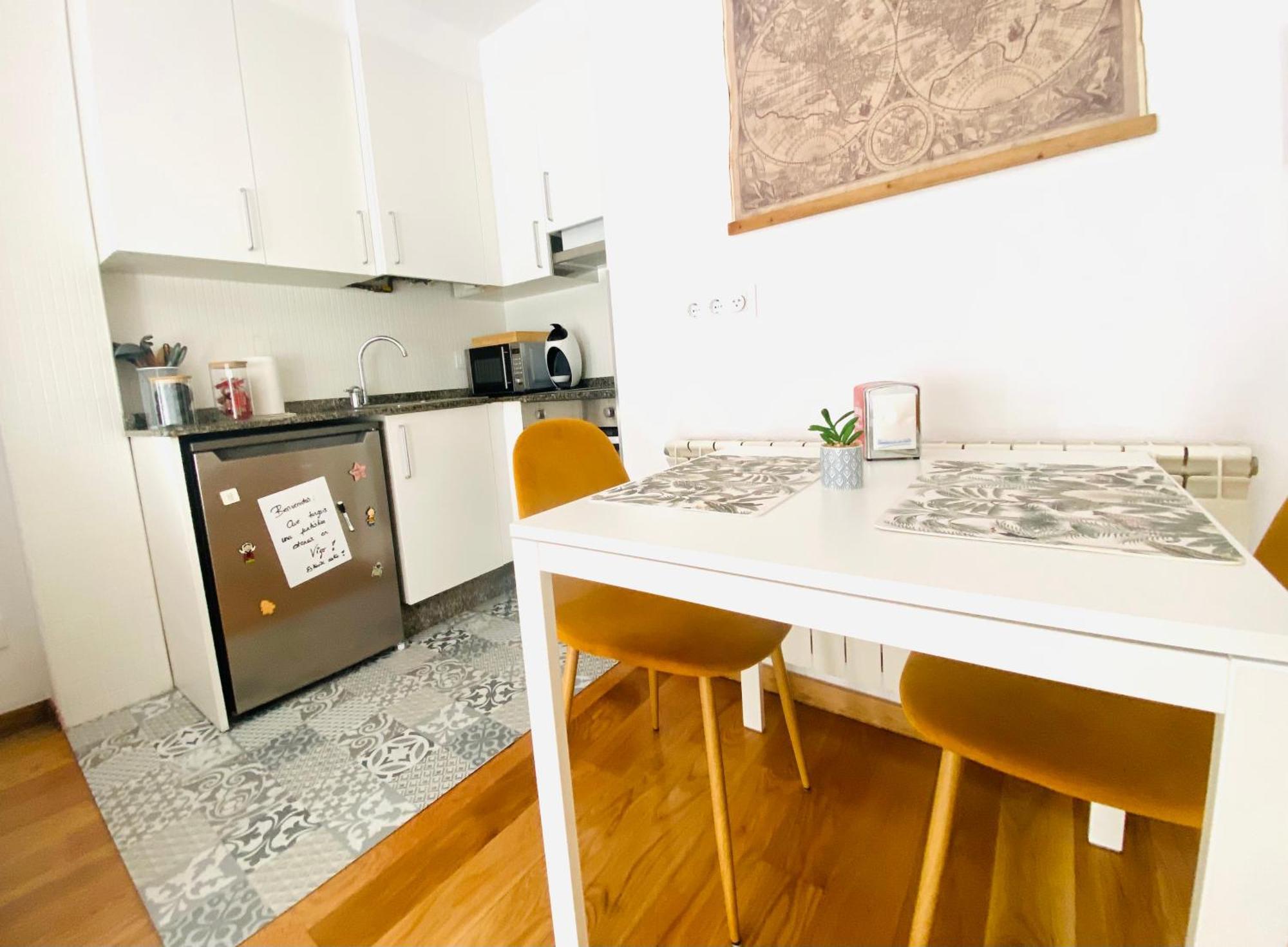 Falperra Estudio Vigo Bagian luar foto